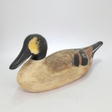 VLC0865 -   Duck Figurine Hand Carved Painted Decorative Model. Product Price : US$69.99 and Shipping Fee : US$35.00
