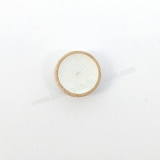 DD9093-11.5mm -  White Our natural wood buttons are earthy and grounded and made from natural material. The grains of the wood are highlighted throughout the buttons giving you the feeling that you are connected to the forest. They would be good for crafts, sewing and clothing.
